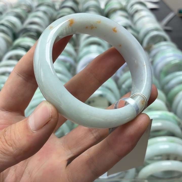 翡翠未镶嵌手镯翡翠手镯