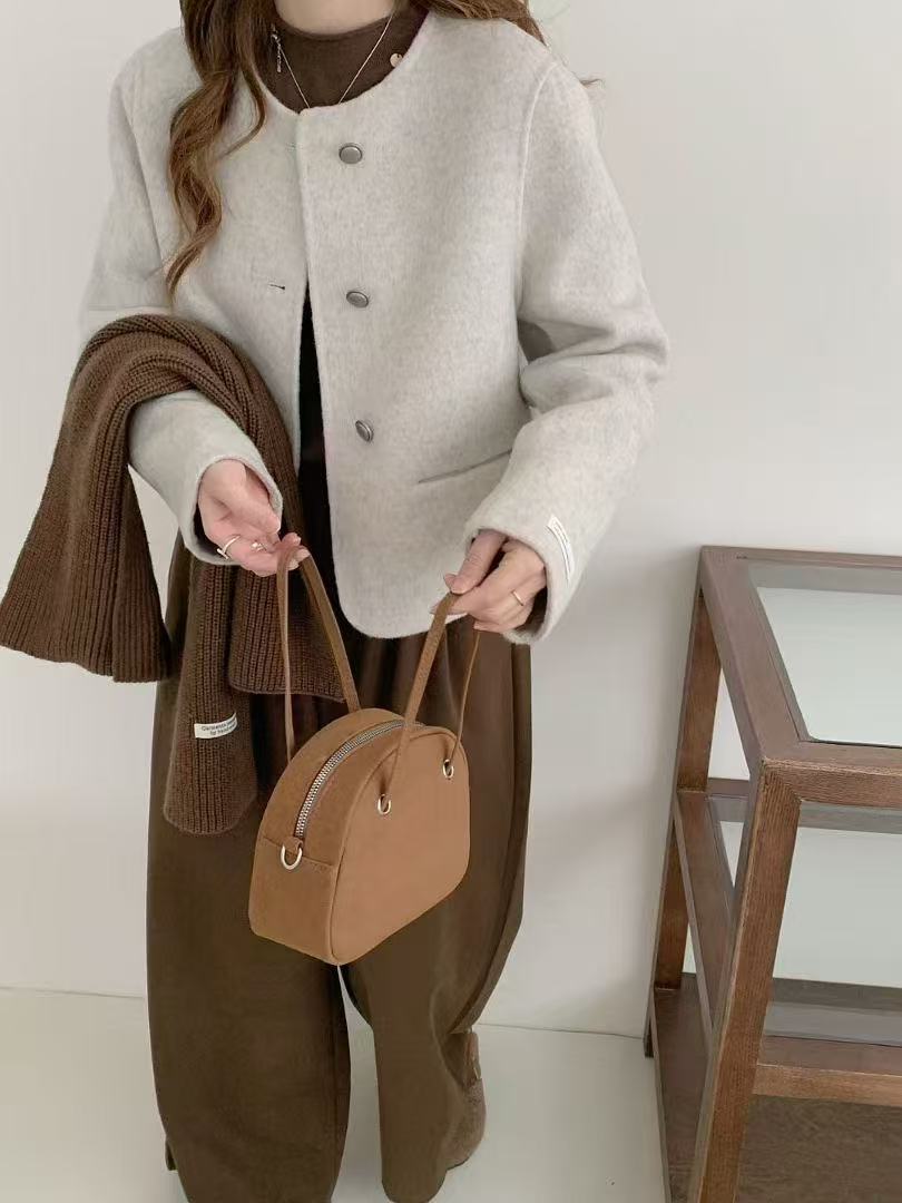 七言家 杏仁米毛呢小外套