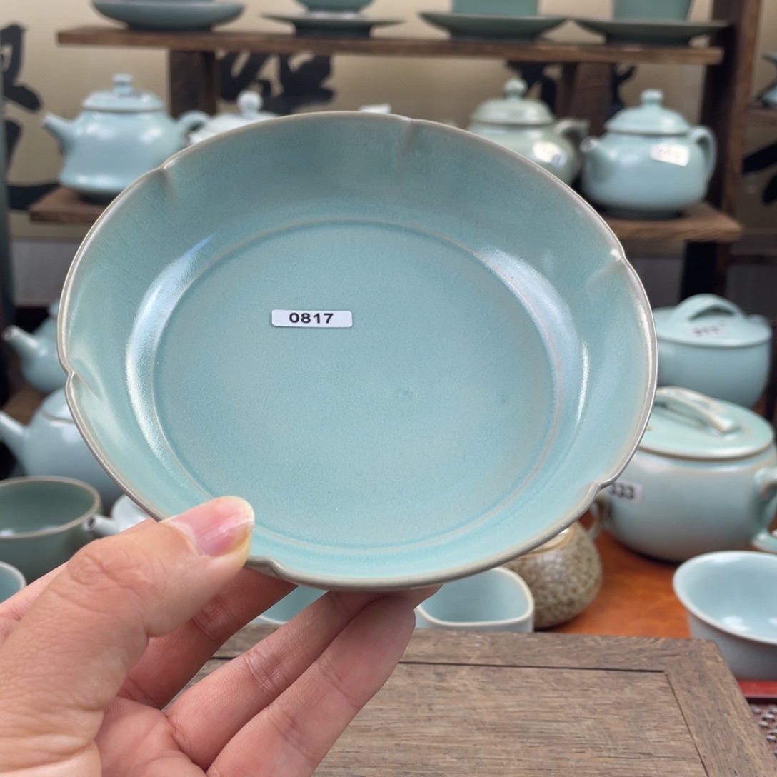 陶瑕疵仿古葵口洗