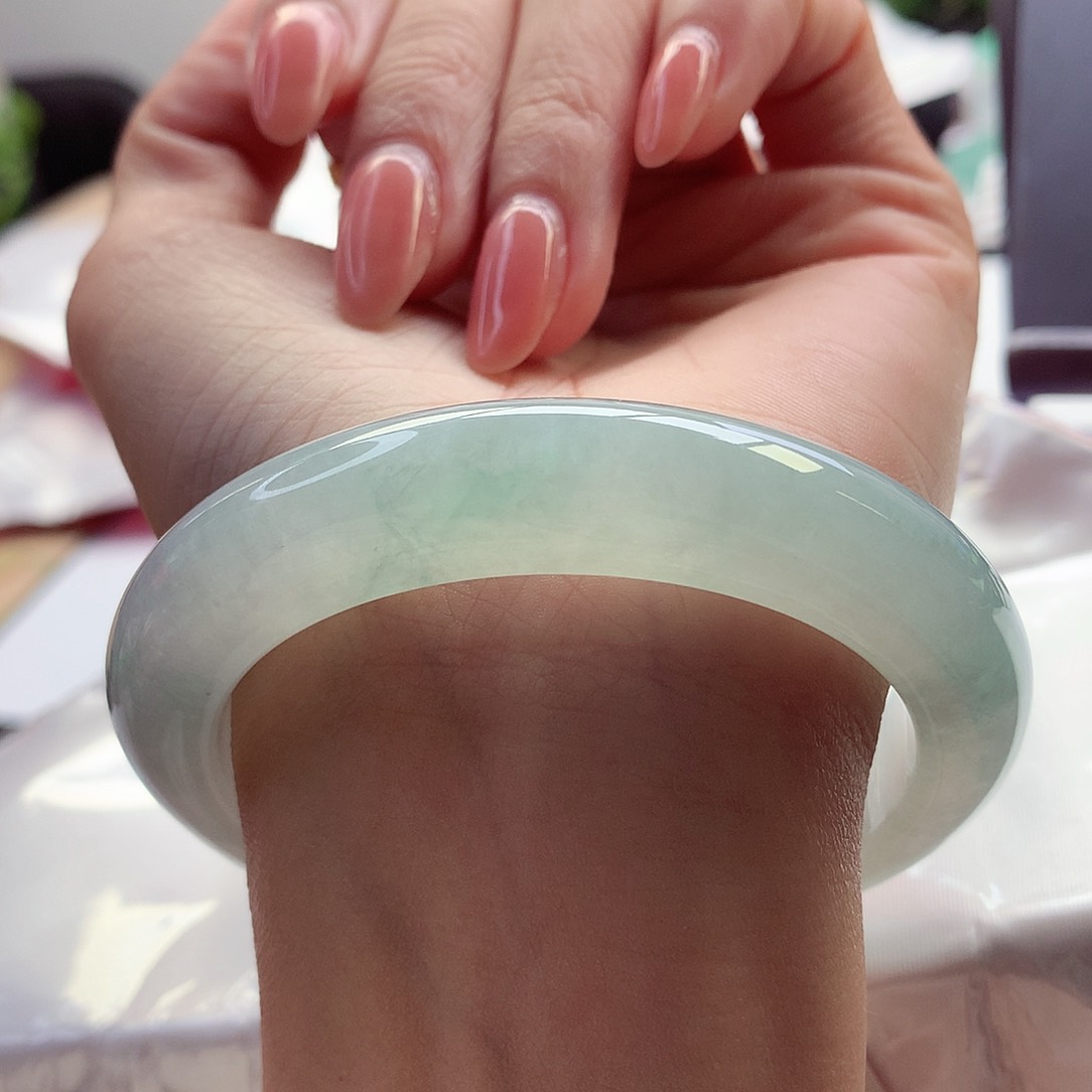 翡翠手镯未镶嵌57圈口冰晴泥鳅背力推