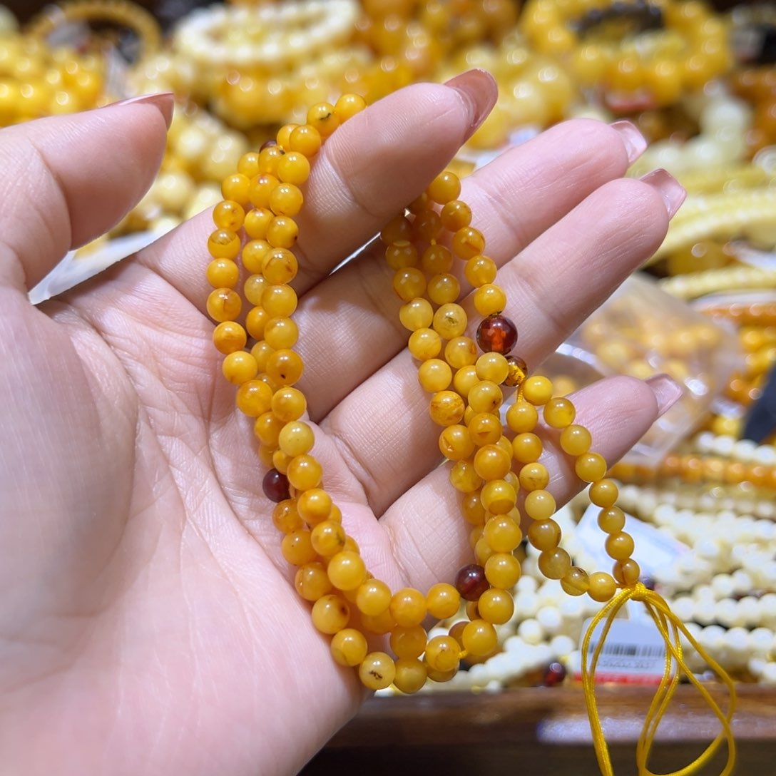 琥珀珠宝奇石未镶嵌