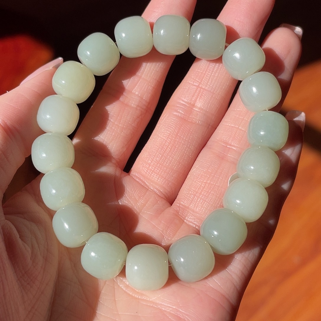 和田玉手串未镶嵌且末卡11.12