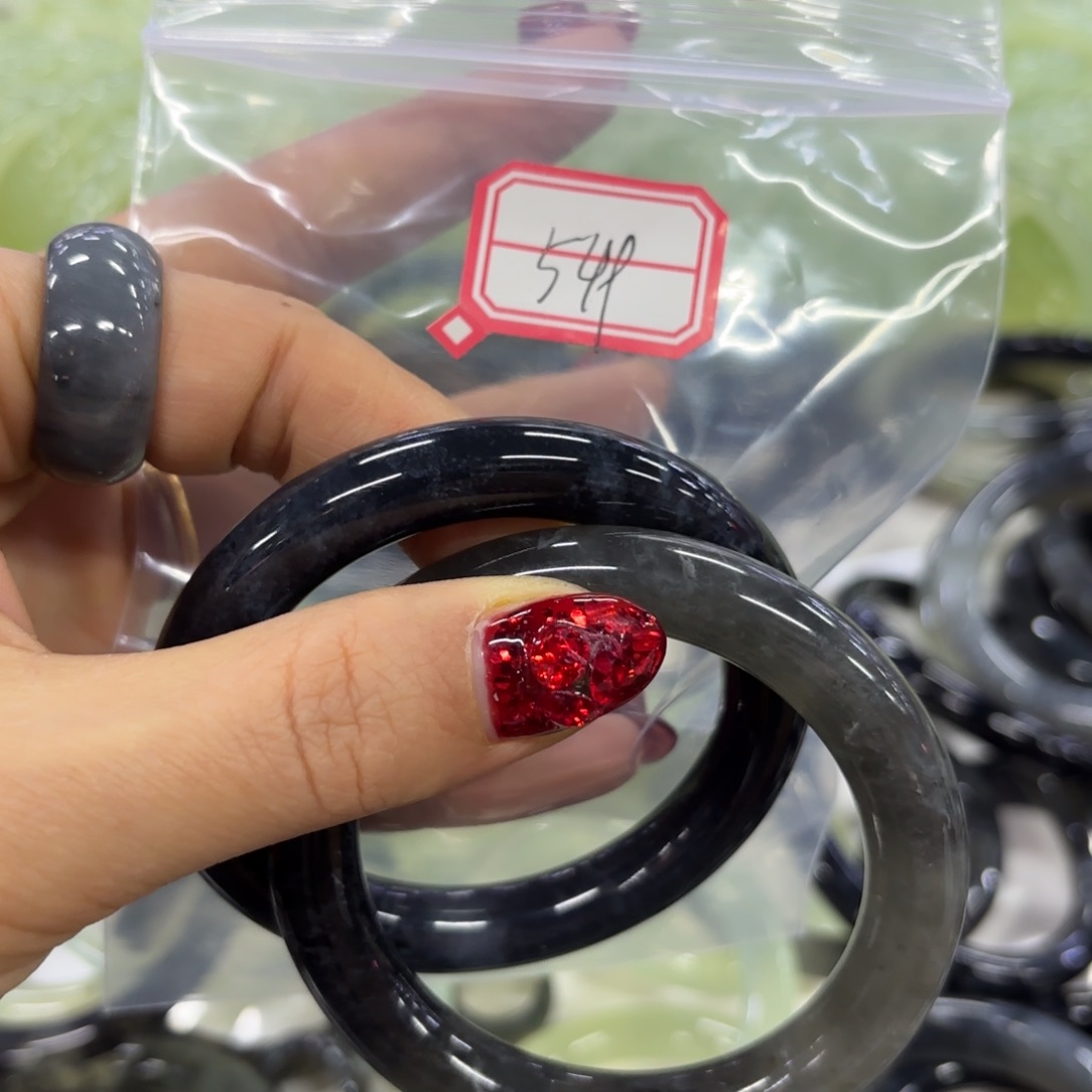 岫玉手镯未镶嵌?*手镯