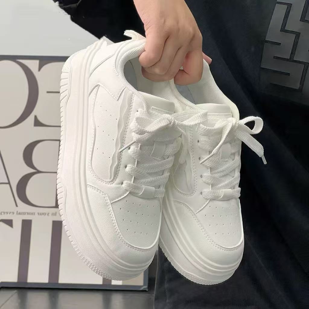 小白鞋女2025新款爆款韩版舒适百搭学生不累脚厚底板鞋-656