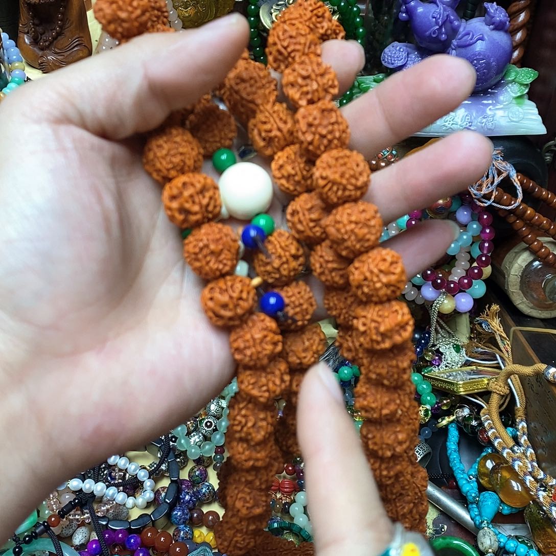 滴血莲花菩提吊坠