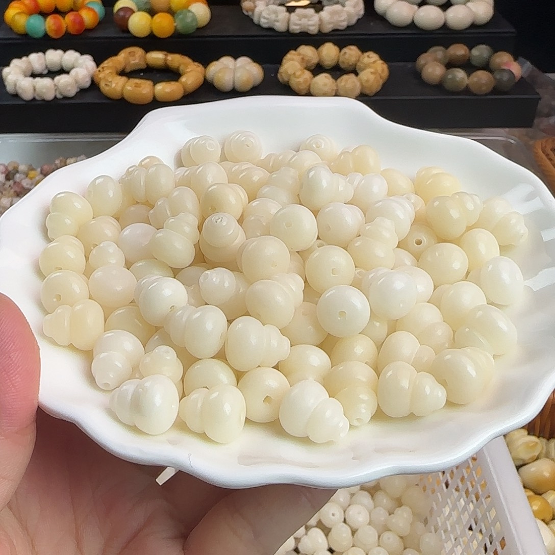 菩提根/象牙果手串瑕疵卡13.6白葫芦40颗