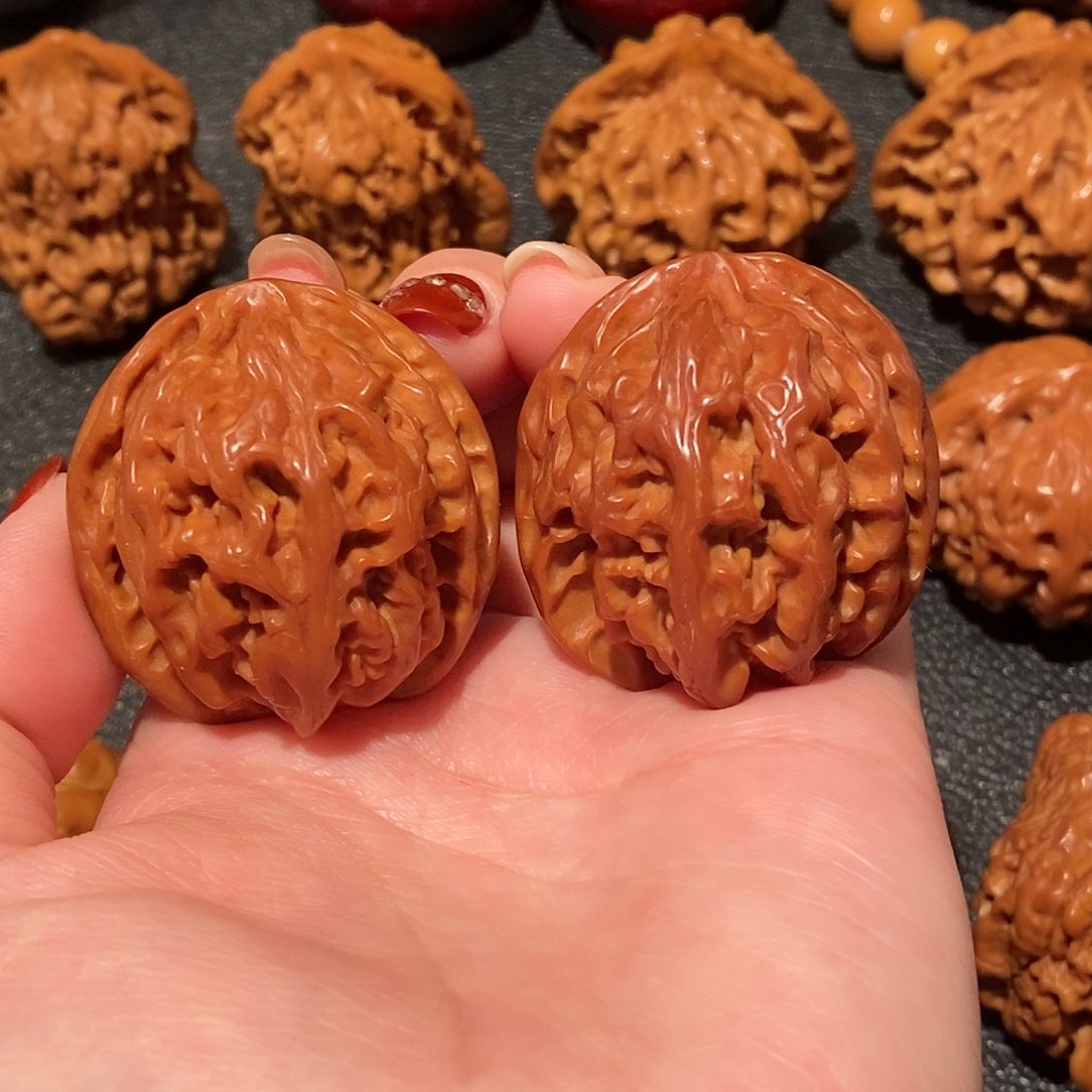 文玩核桃吊坠星**烂苹果园