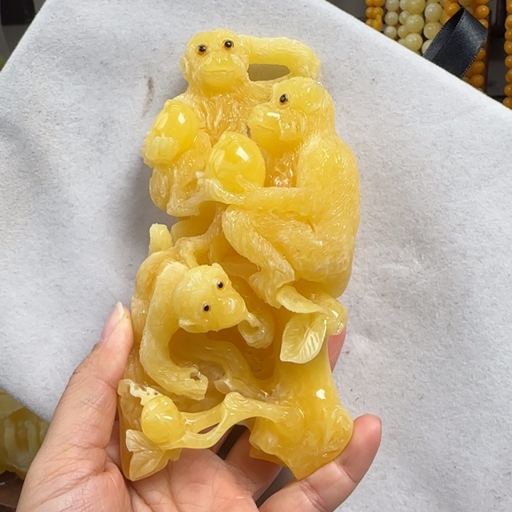 蜜蜡珠宝奇石未镶嵌