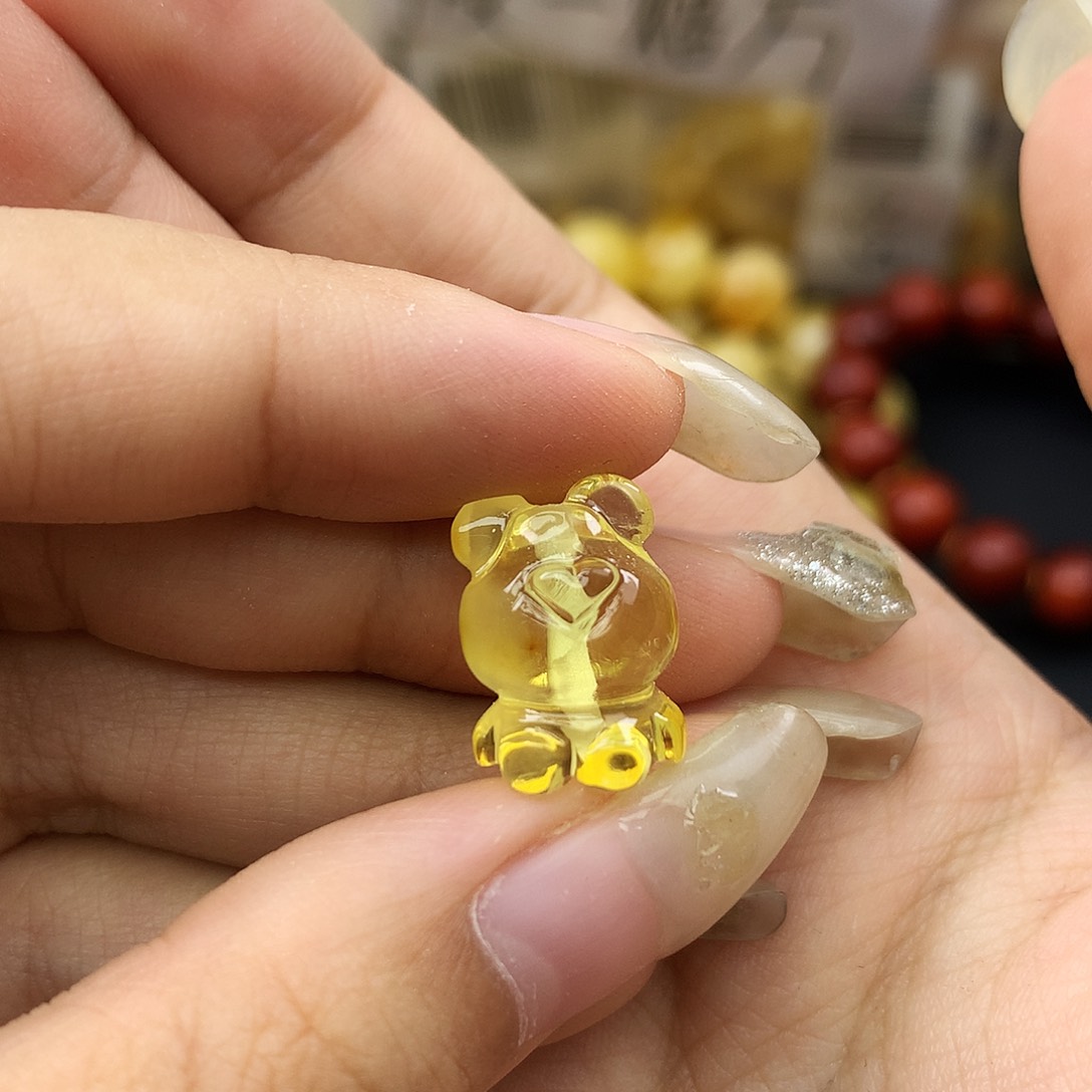 未镶嵌琥珀珠宝奇石