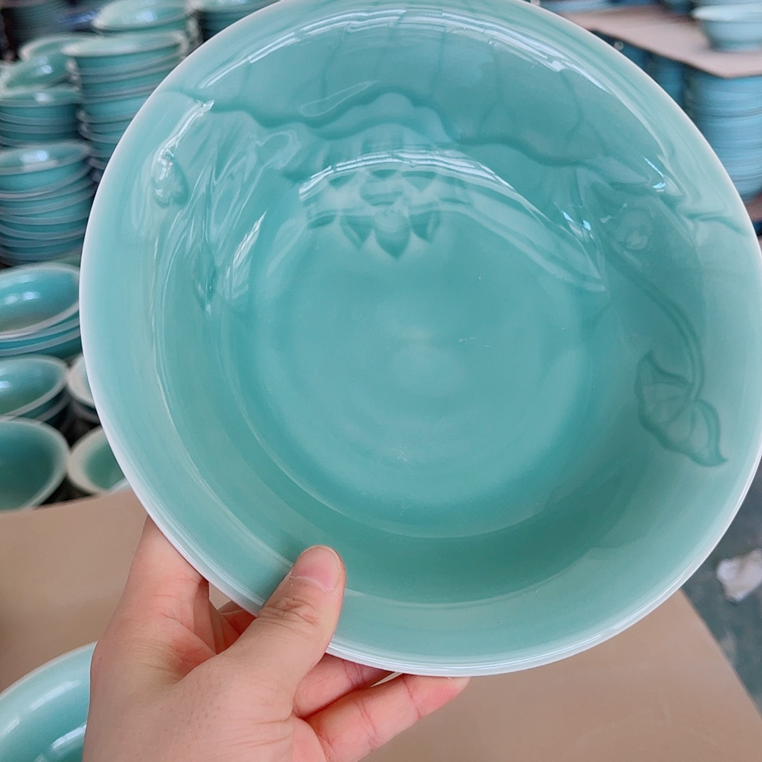 青瓷8.5寸哈哈哈哈哈哈哈哈斤斤计较