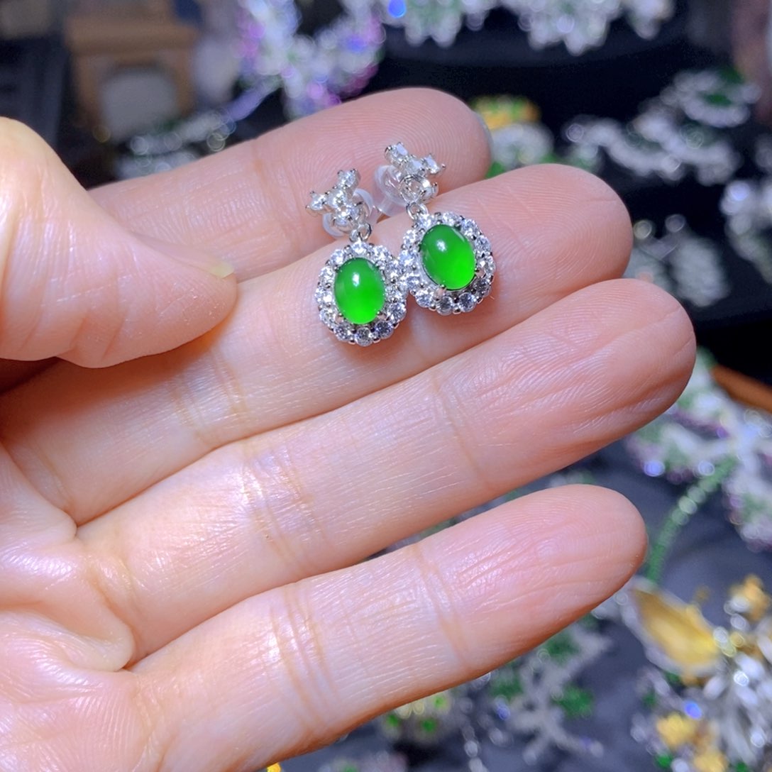 翡翠耳饰银S925镶嵌天然翡翠