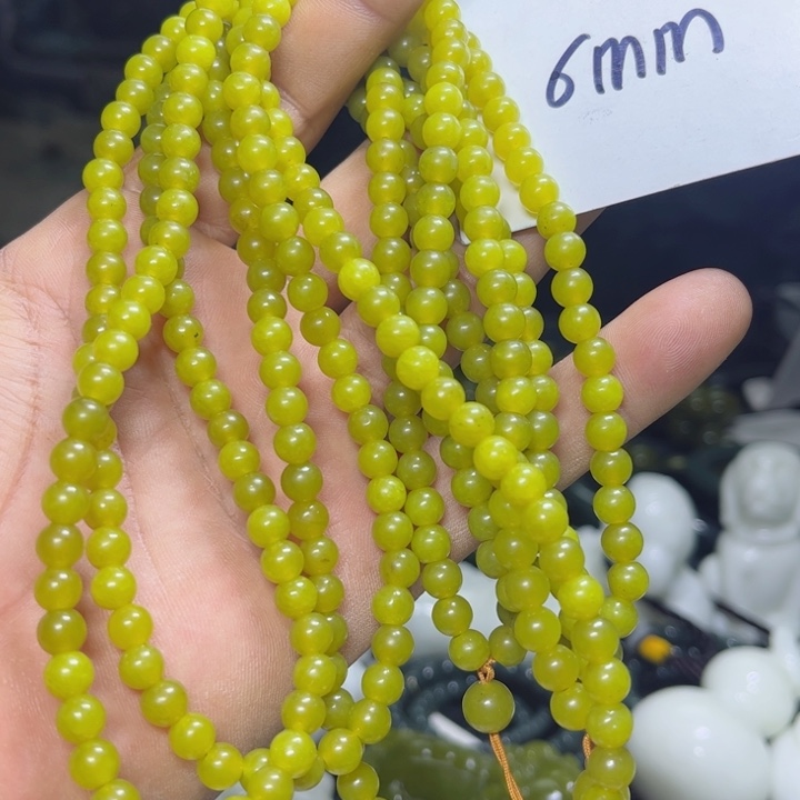 蛇纹石玉项链未镶嵌