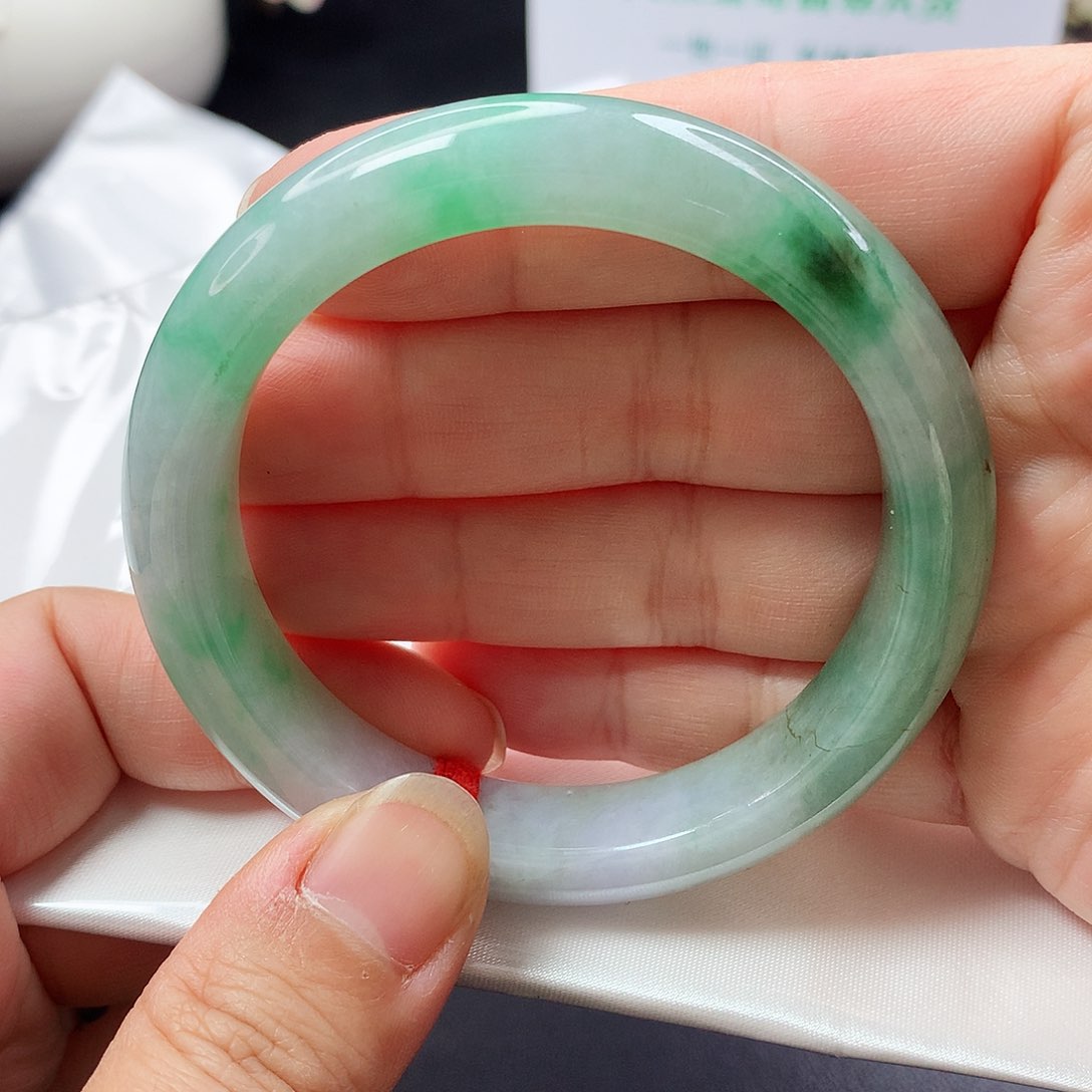 未镶嵌手镯翡翠3