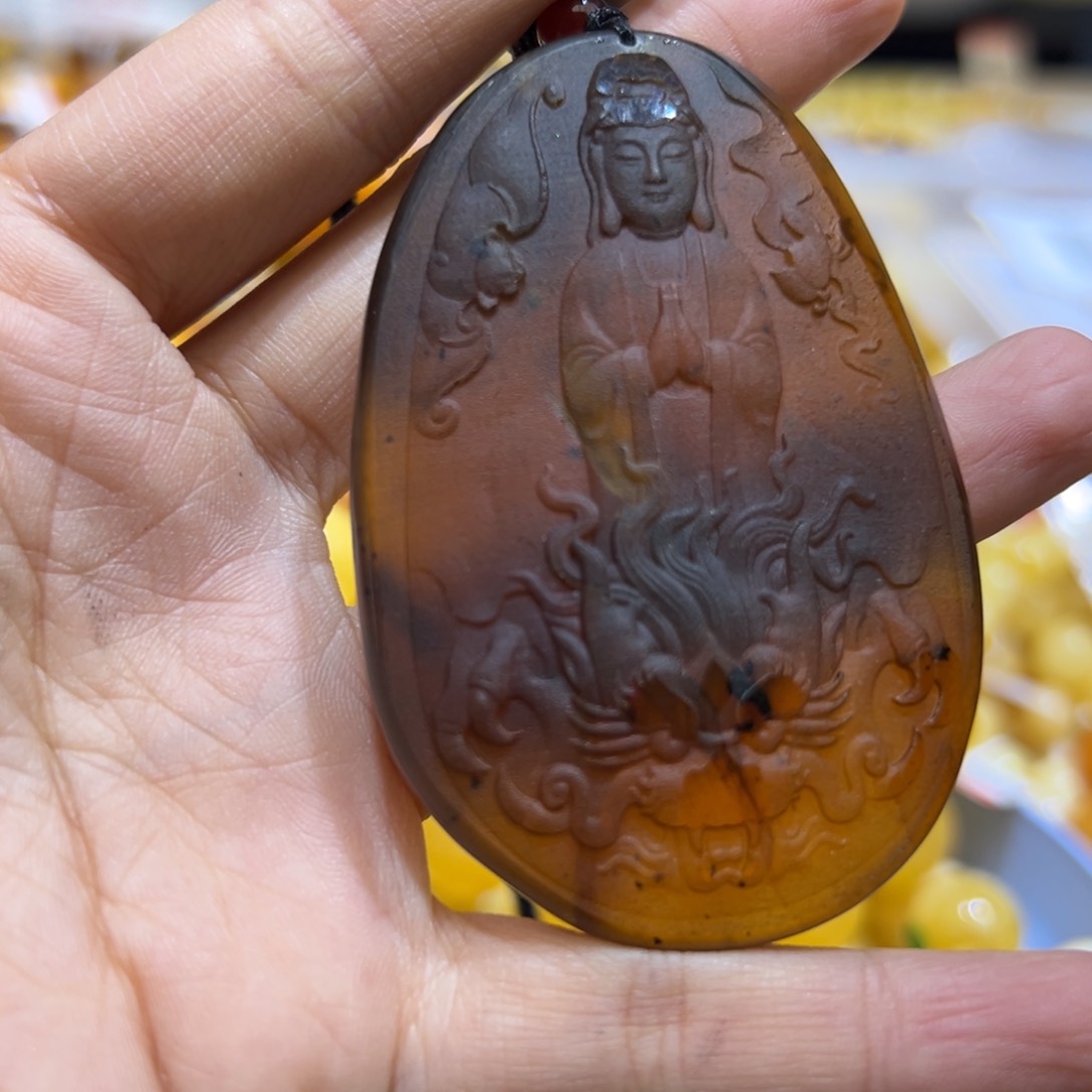 琥珀珠宝奇石未镶嵌