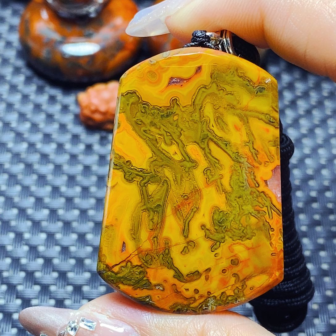 未镶嵌颈饰玛瑙/玉髓8***8