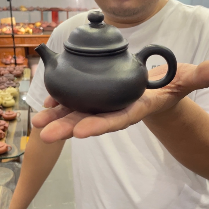 茶壶紫砂哈哈哈我也不会说