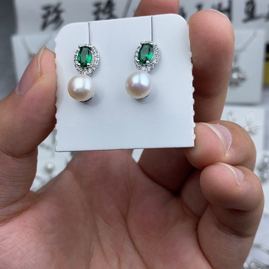 淡水珍珠耳饰未镶嵌