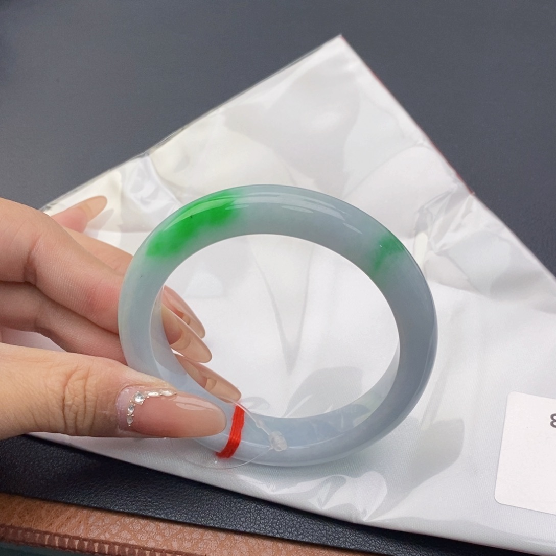 翡翠手镯未镶嵌58白底青