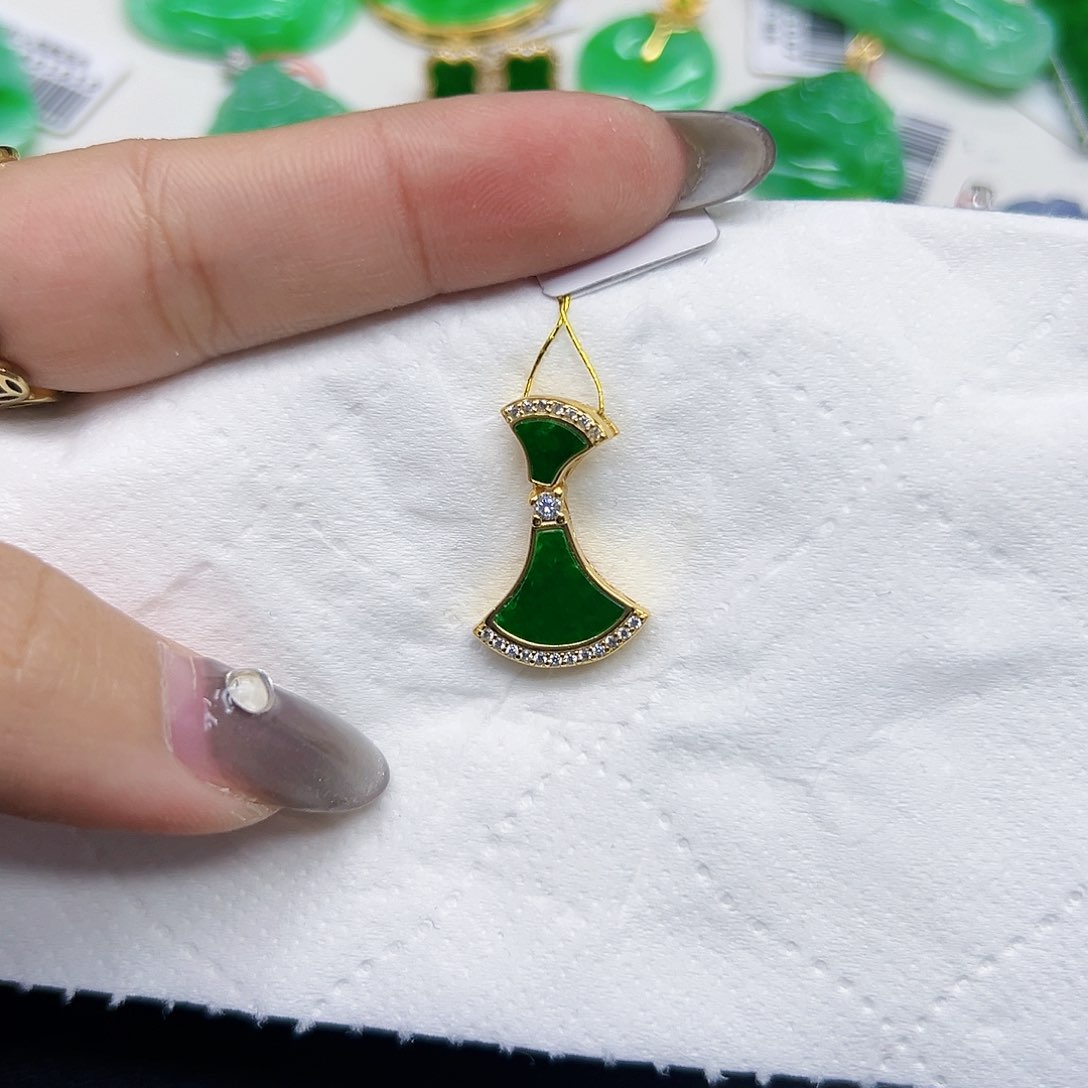 翡翠颈饰银S925镶嵌天然Ａ货翡翠