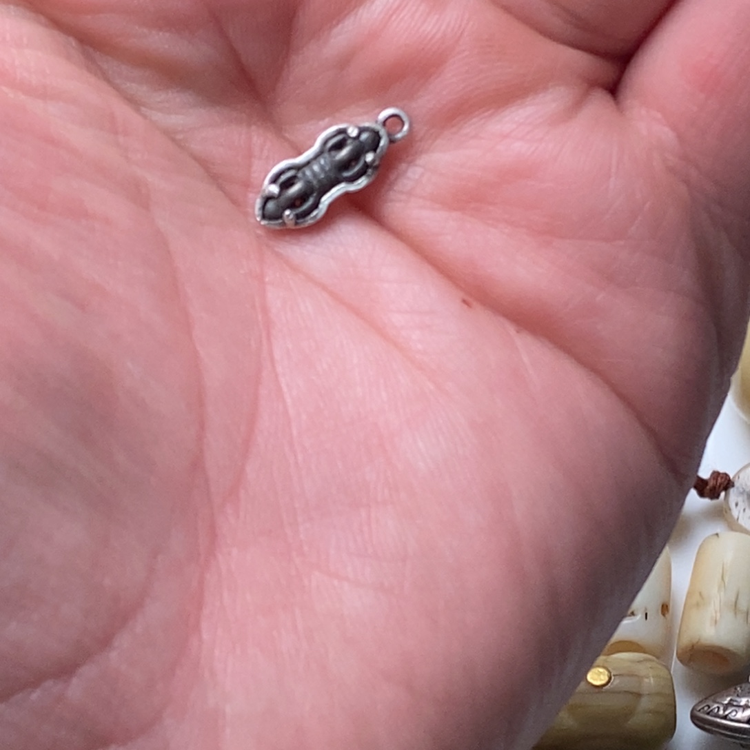 风****树脂制品藏传精品小元素的话