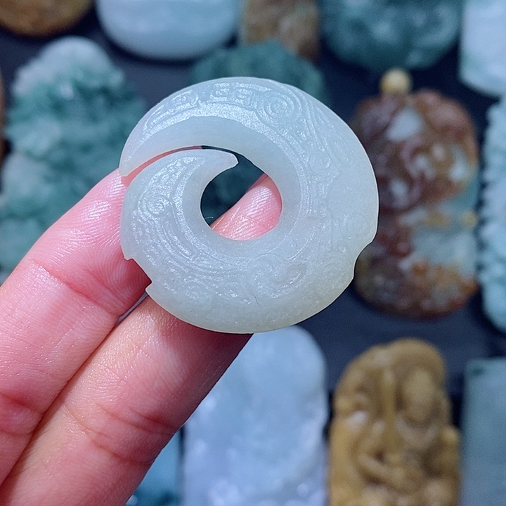 定制翡翠未镶嵌翡翠