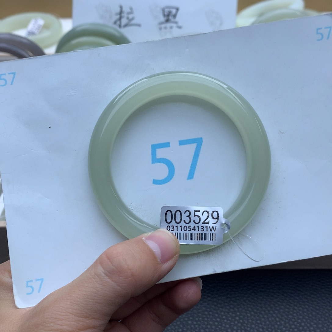 和田玉（糖玉）手镯未镶嵌