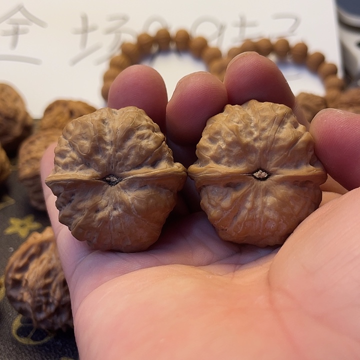 D***e吊坠文玩核桃哇哇