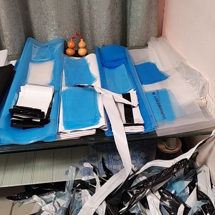 一***风8*78*7丝蓝色无滴膜一张