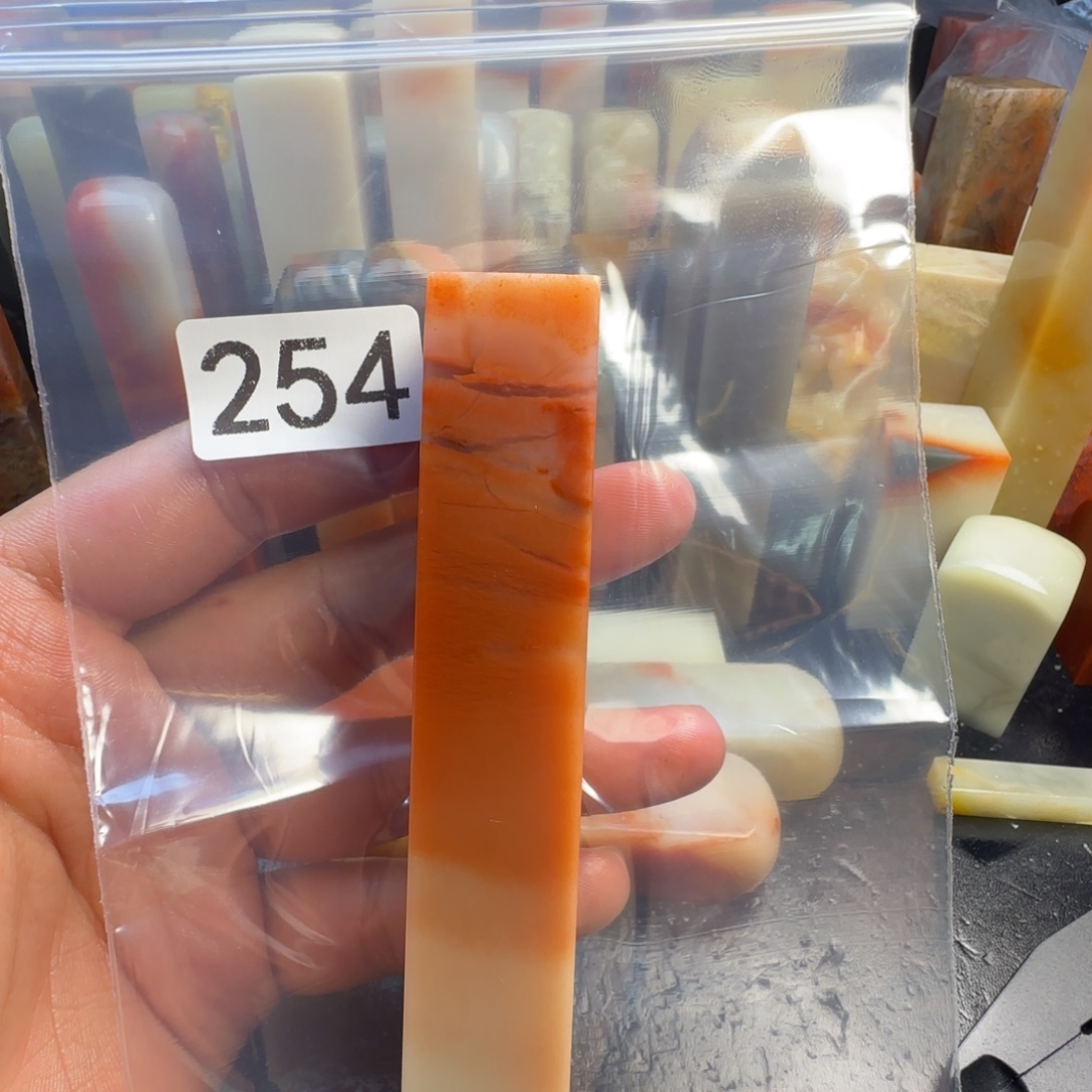 Q***S老挝石hbnnnnnnnnnnnnn