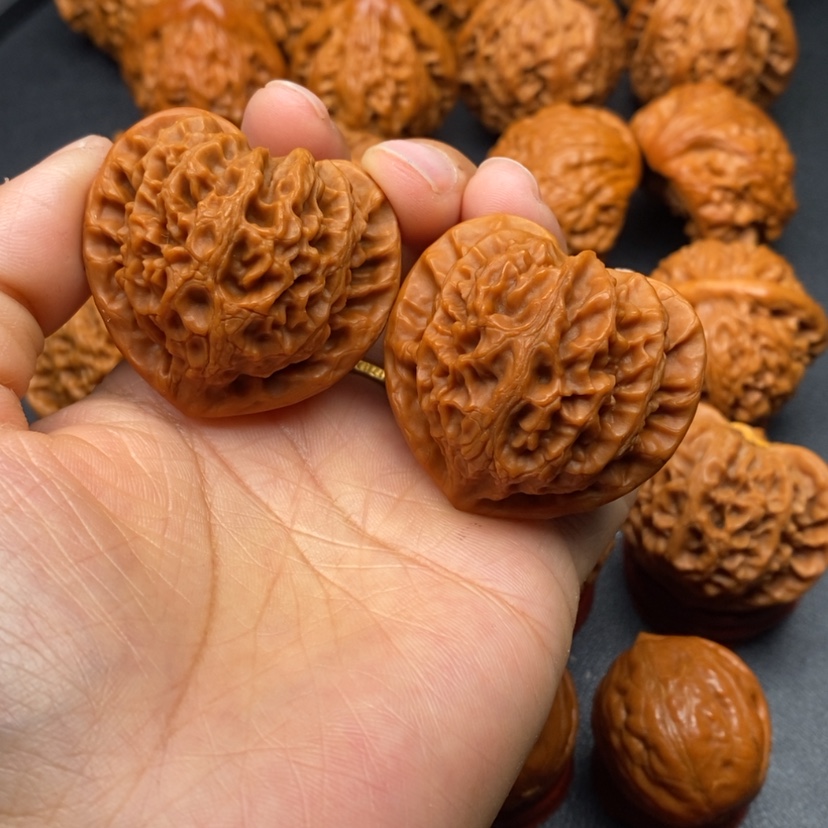 【闪购商品】文玩核桃把件41宫灯
