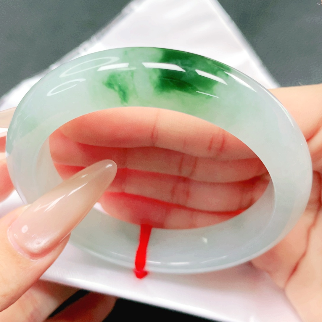 翡翠未镶嵌手镯57