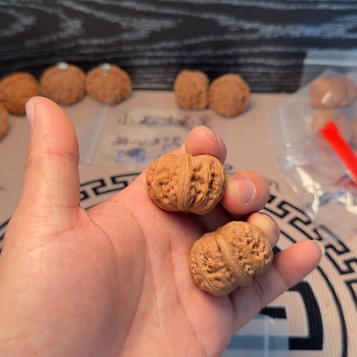 x***o大叶紫檀（黑酸枝木类）