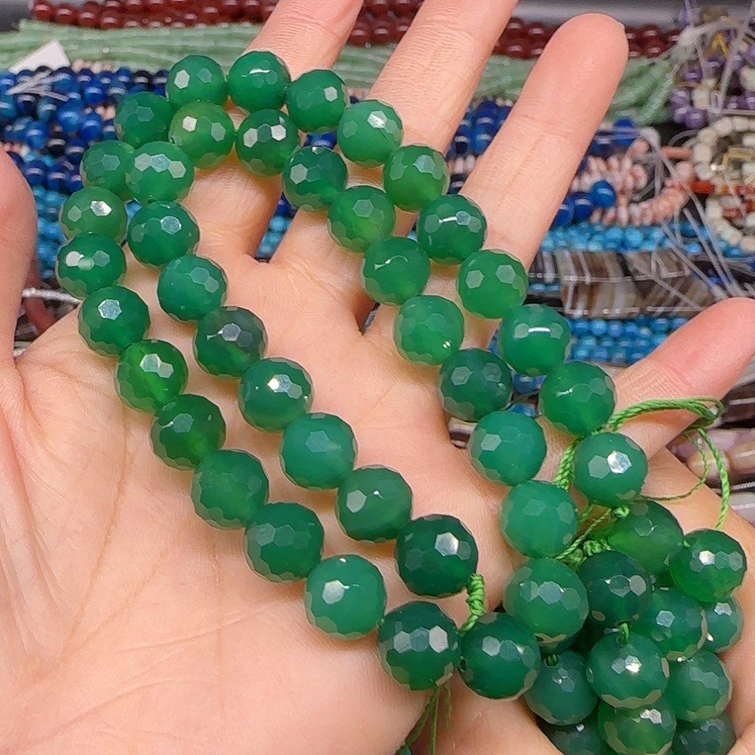 玛瑙/玉髓合金珠宝半成品绿玛瑙10mm一条切面