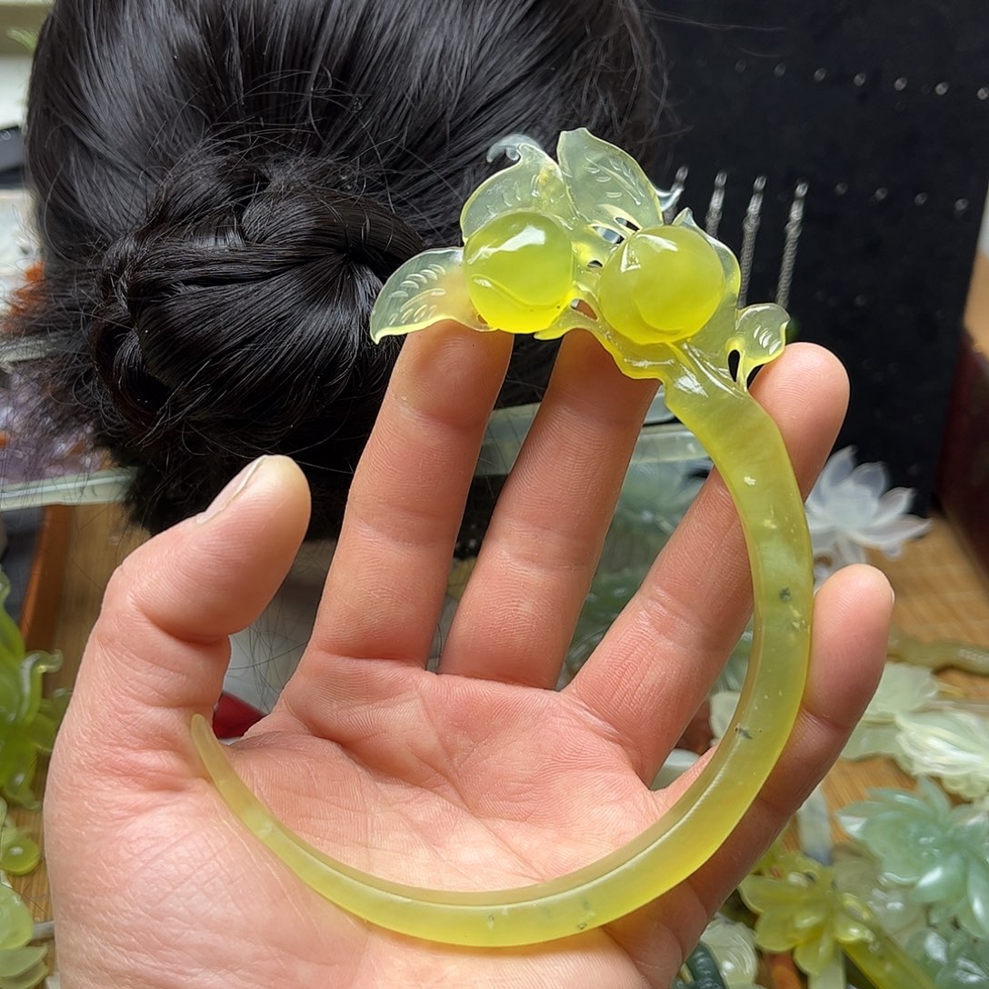蛇纹石玉未镶嵌岫玉