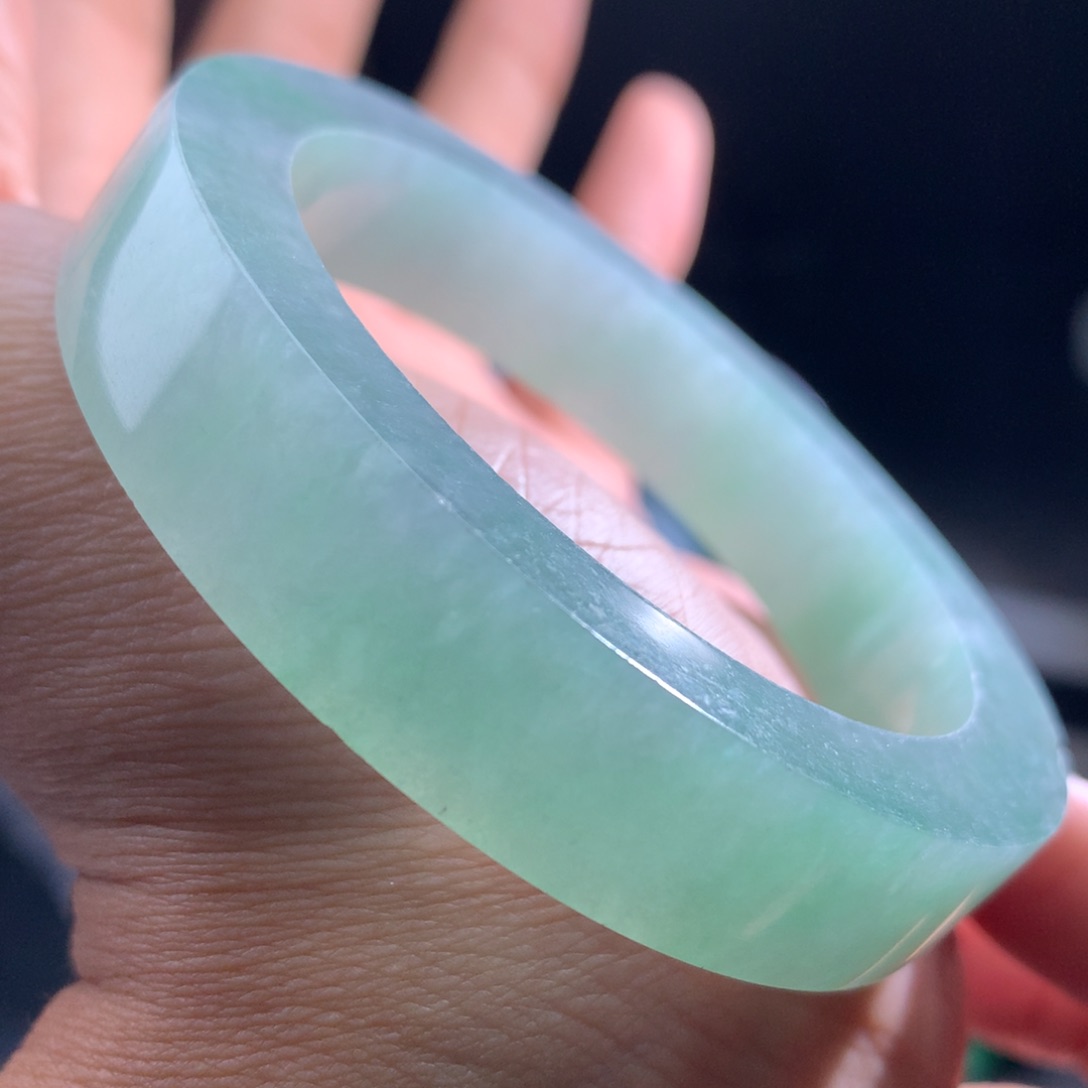 定制翡翠手镯未镶嵌