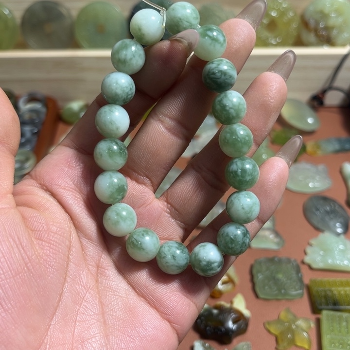 蛇纹石玉合金颈饰