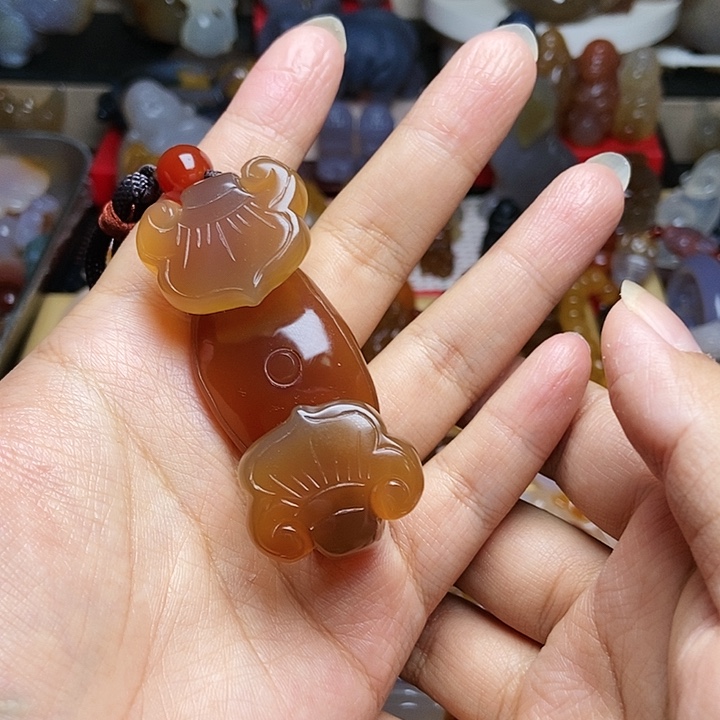 未镶嵌颈饰玛瑙/玉髓
