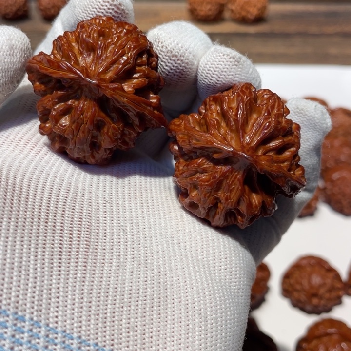 猴头核桃吊坠超*草苹果园456.09.43