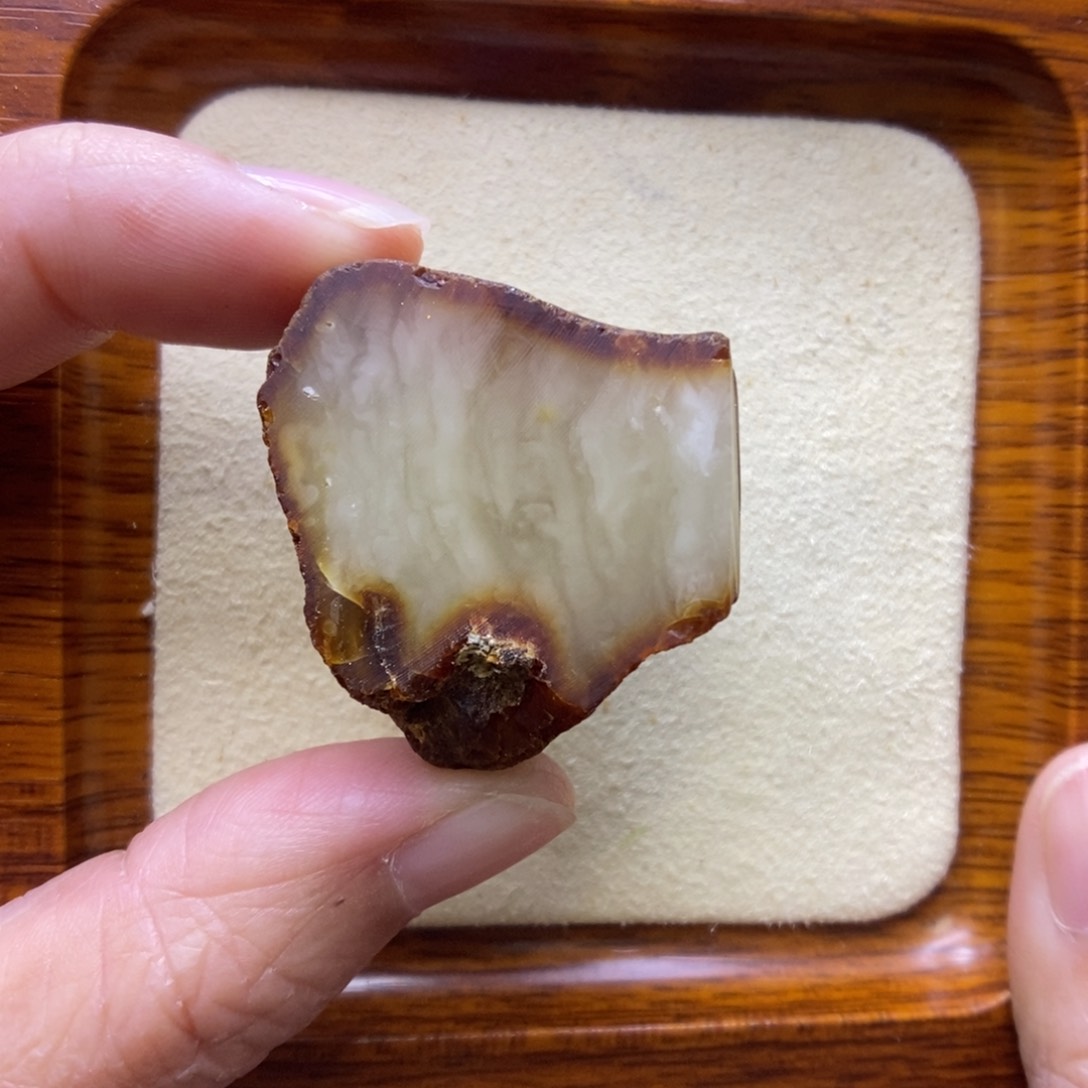 定制琥珀未镶嵌敏
