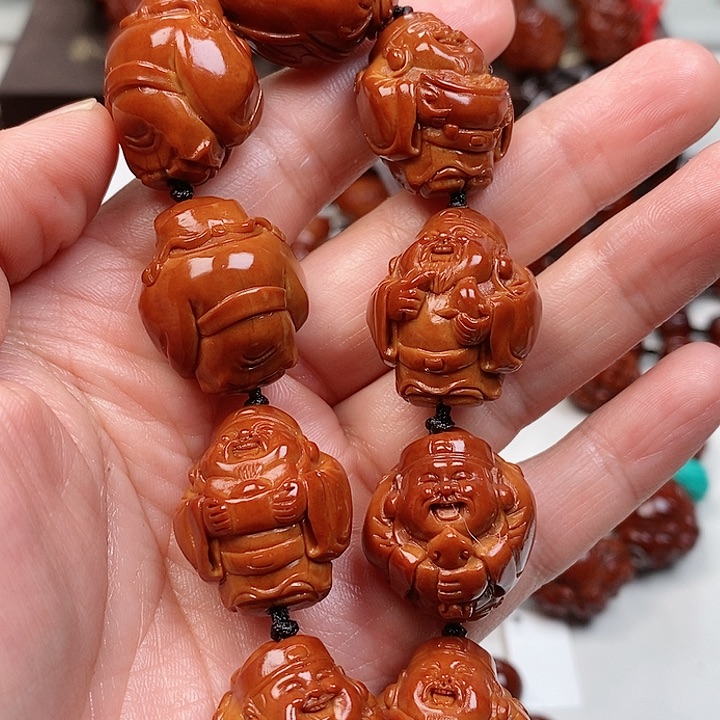 橄榄核吊坠军88888999o o