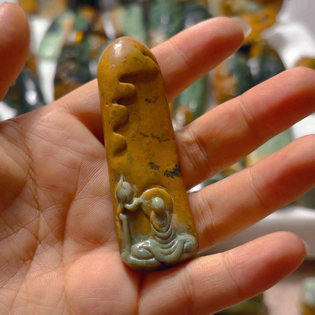 岫岩河磨玉（透闪石质玉）挂件未镶嵌