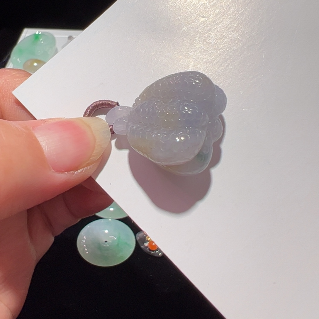 翡翠未镶嵌颈饰吊坠