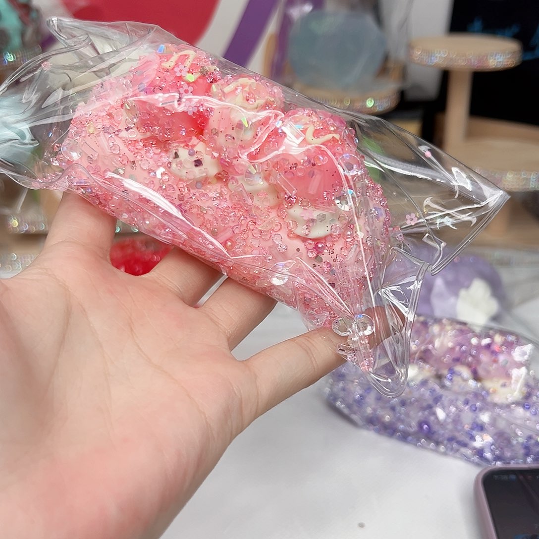 硅胶闪耀草莓豆乳150g