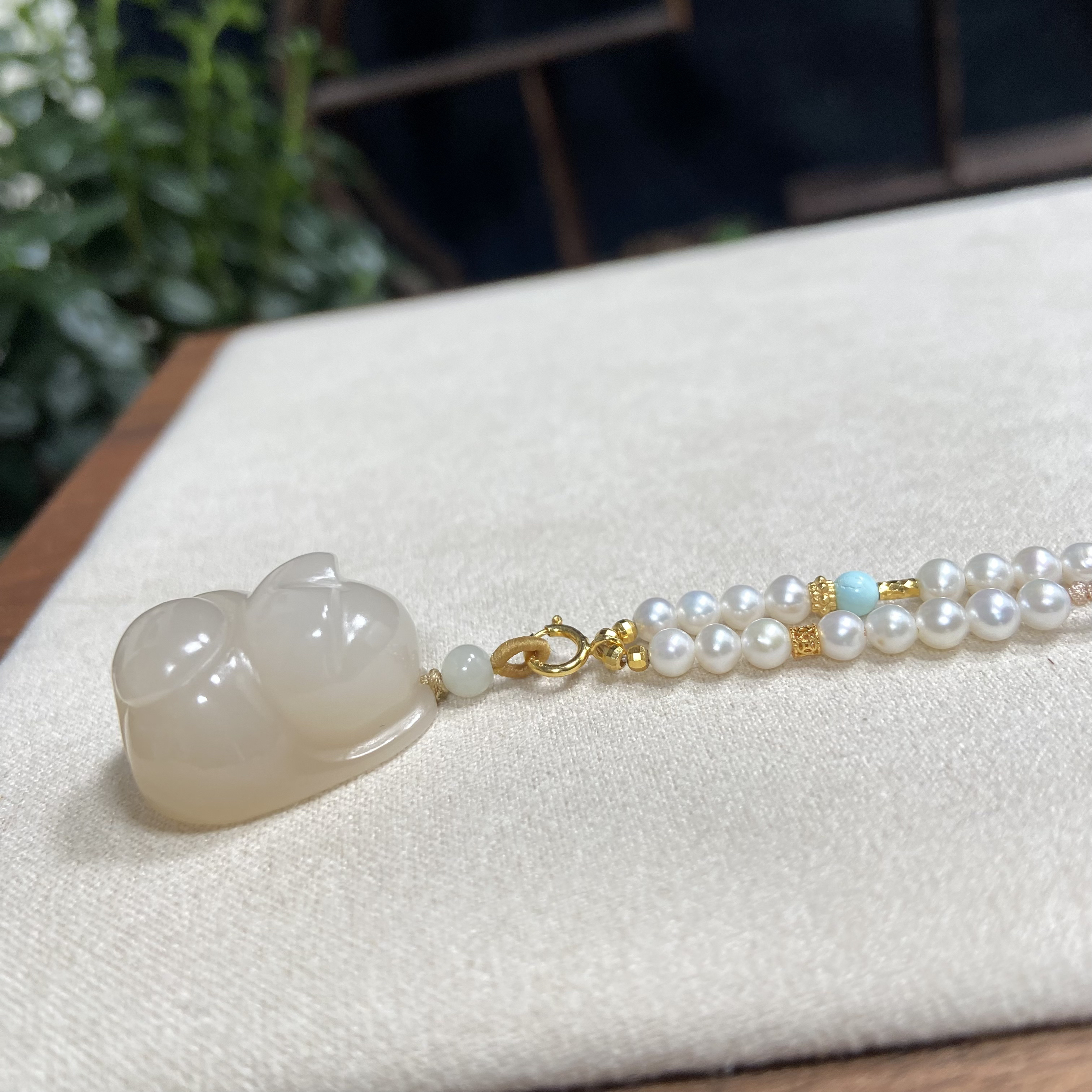 天然和田玉藕粉猫咪吊坠