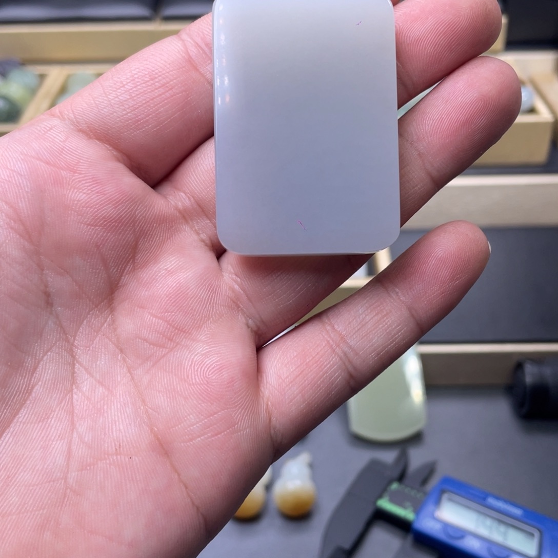 和田玉（青玉）未镶嵌颈饰