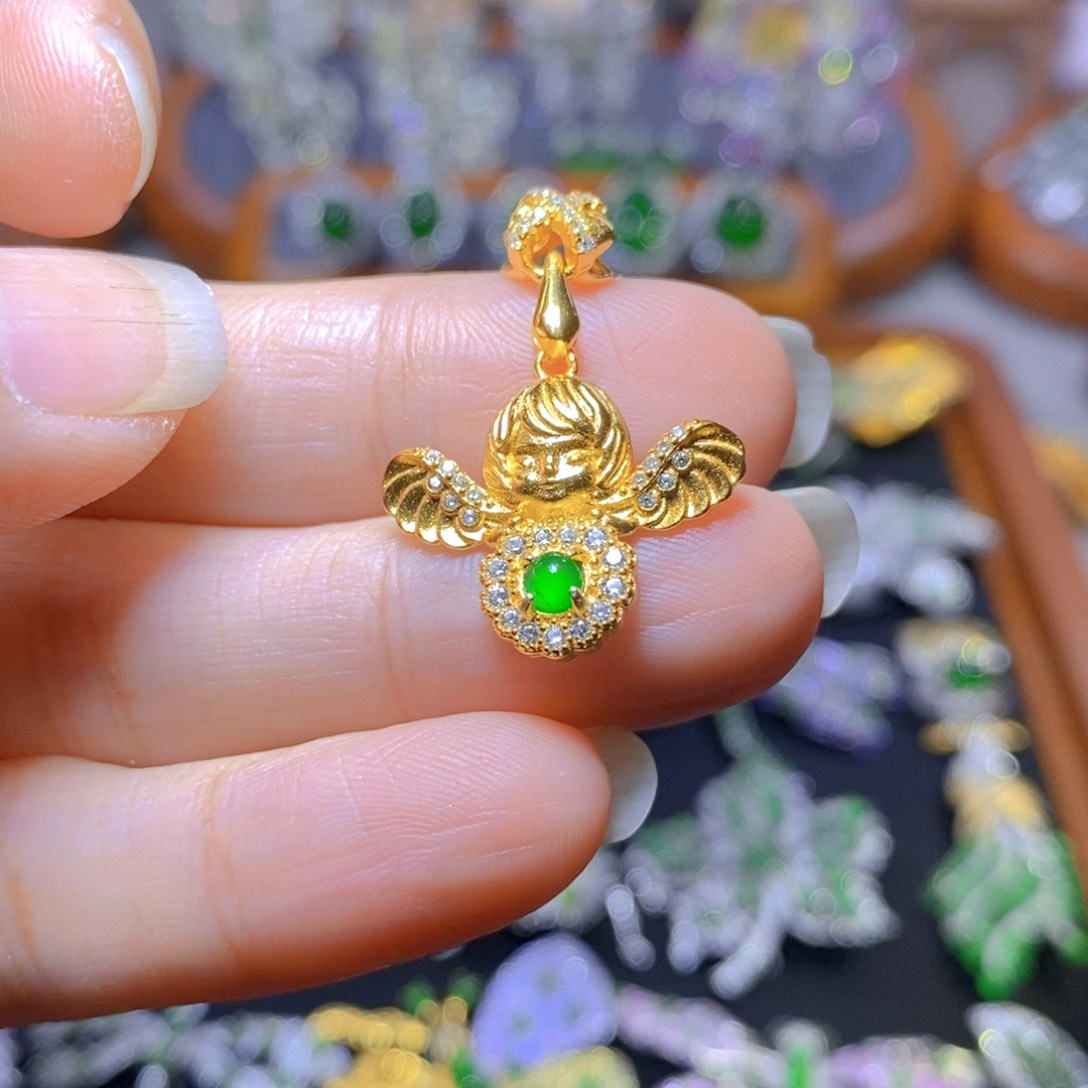 翡翠颈饰银S925镶嵌天然翡翠