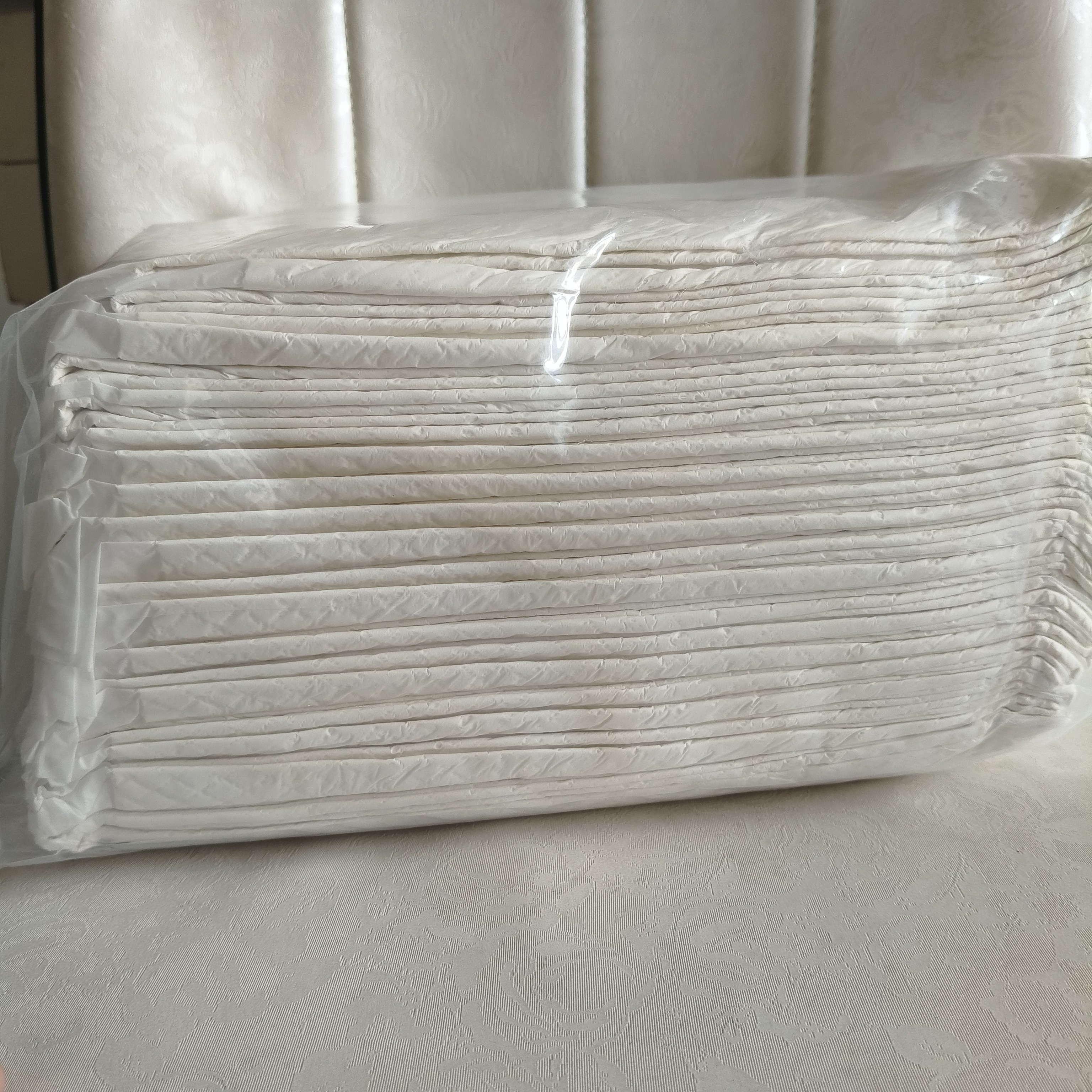 狗狗隔尿垫，60*90，20片一包