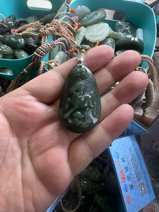 天然和田玉饰品时尚