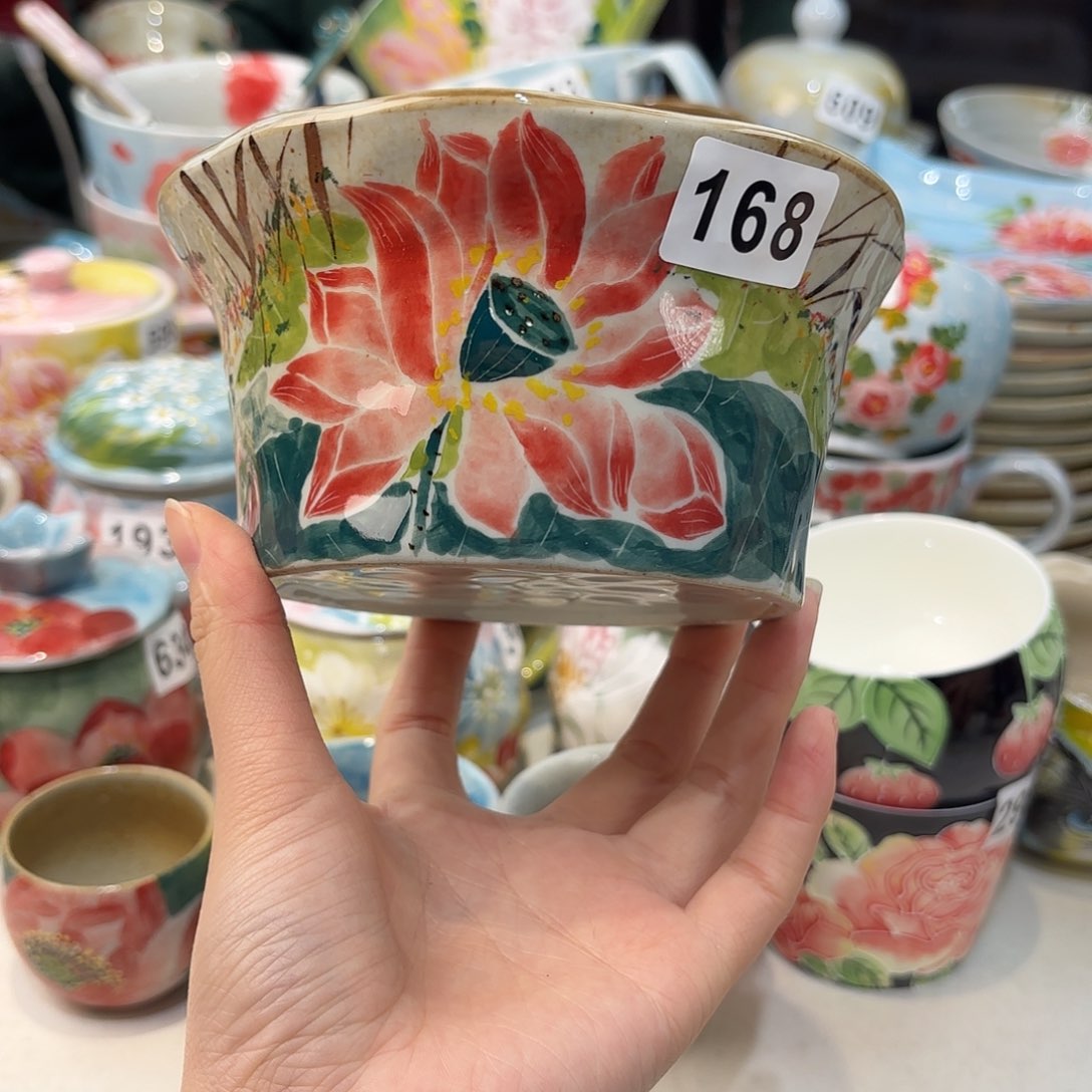 瓷片兔兔好可爱啊