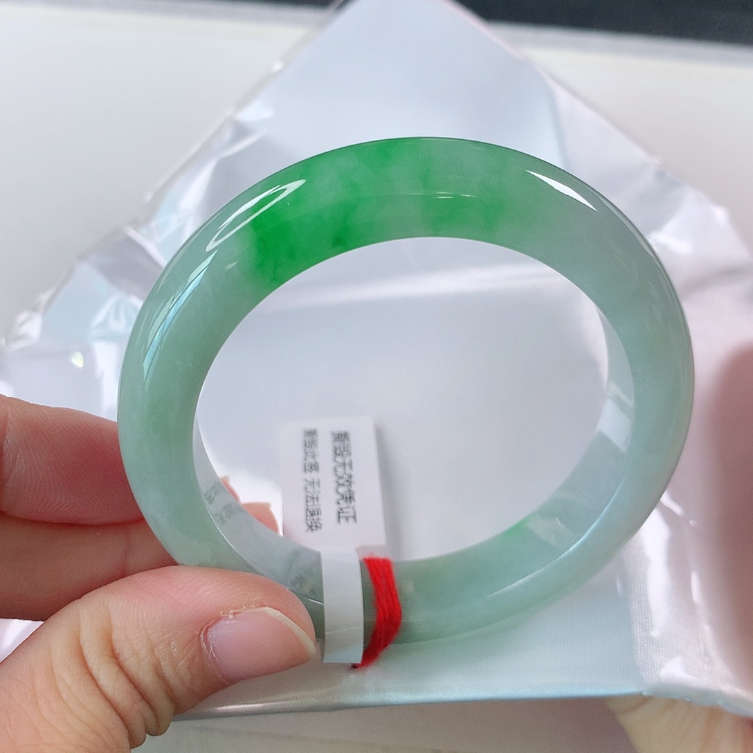 未镶嵌手镯翡翠229